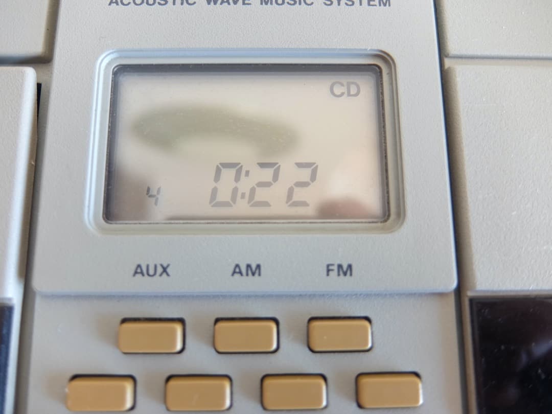 BOSE ボーズCDラジカセ AW-1D カセット可動、ラジオ受信可、CDやや難