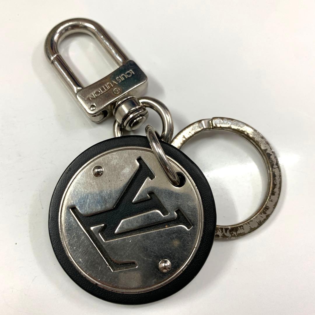 ヴィトン　LV シルバー　メタル　キーホルダー　キーリング