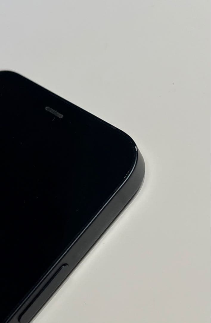 Apple iPhone 12 ブラック 本体のみ　64G SIMフリー