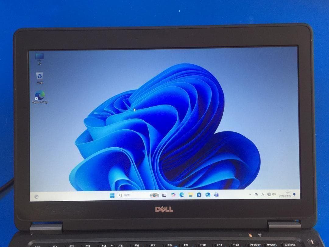 ナナDELL Latitude E7250 12.5型/Office202