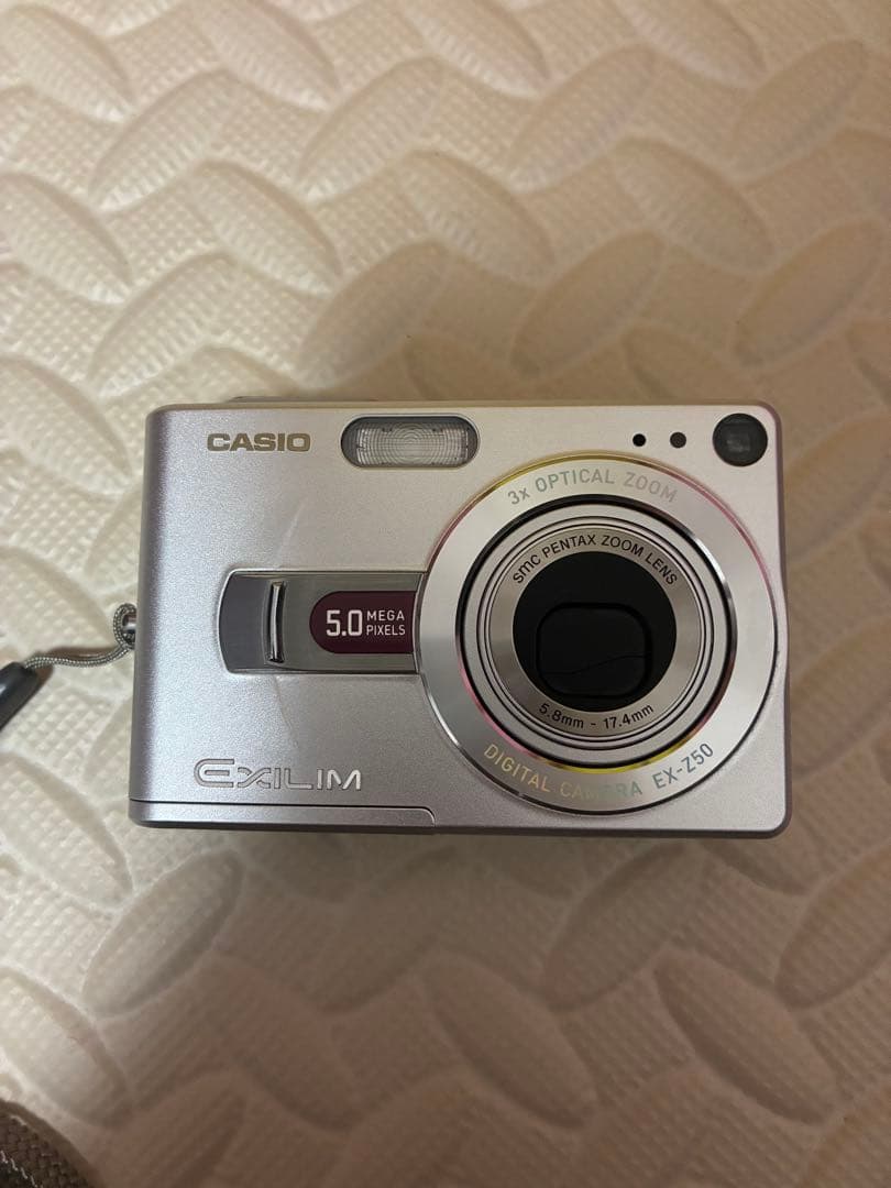 美品　casio ex-z50 デジタルカメラ