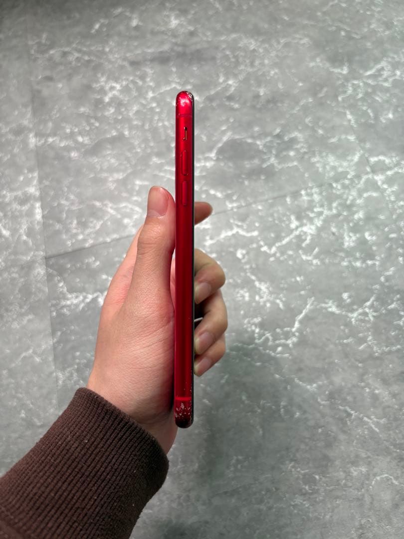 iPhone11 128GB レッド