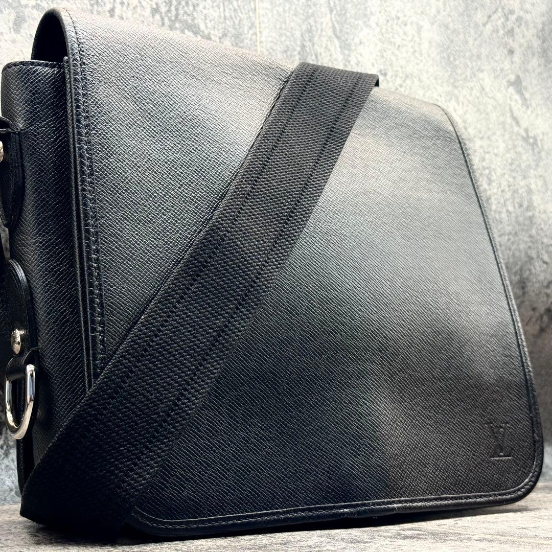 美品✨ルイヴィトン タイガ アンドレイ ショルダーバッグ M32482