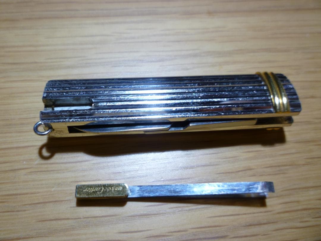 カルティエ　トリニティ　 マルチツール　ナイフ　シルバーXゴールドCartier