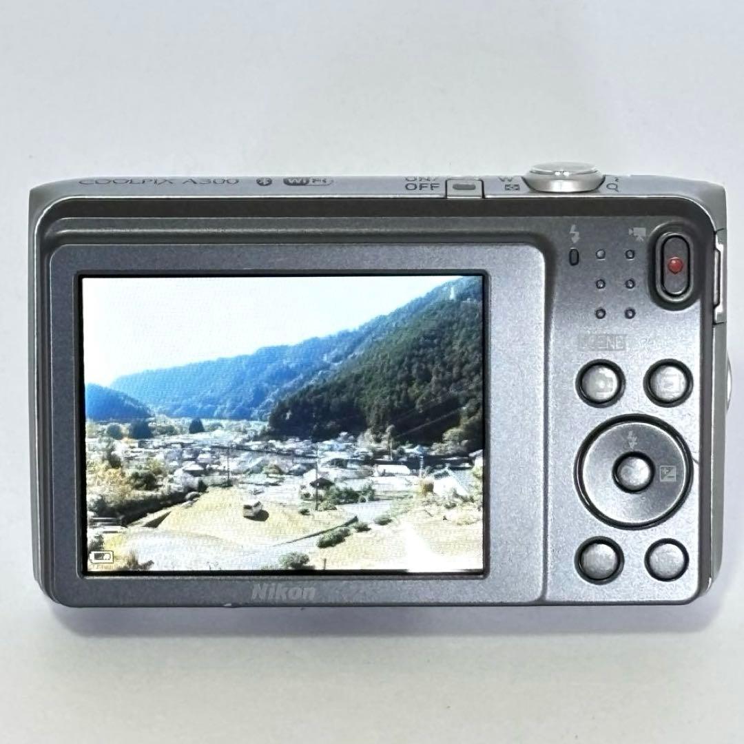 Nikon coolpix A300 ニコン　コンデジ　SDカード付