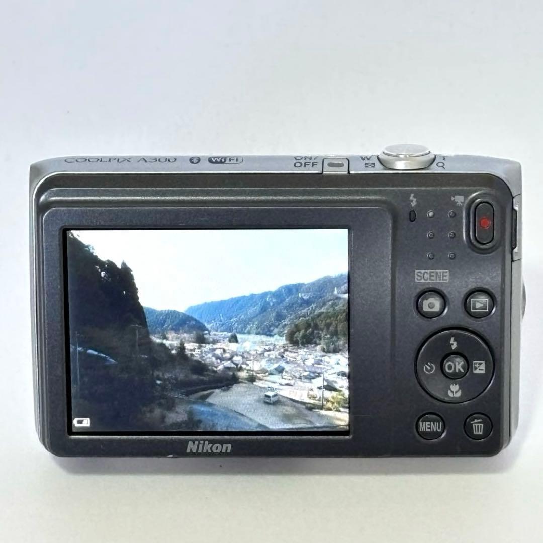Nikon coolpix A300 ニコン　コンデジ　SDカード付