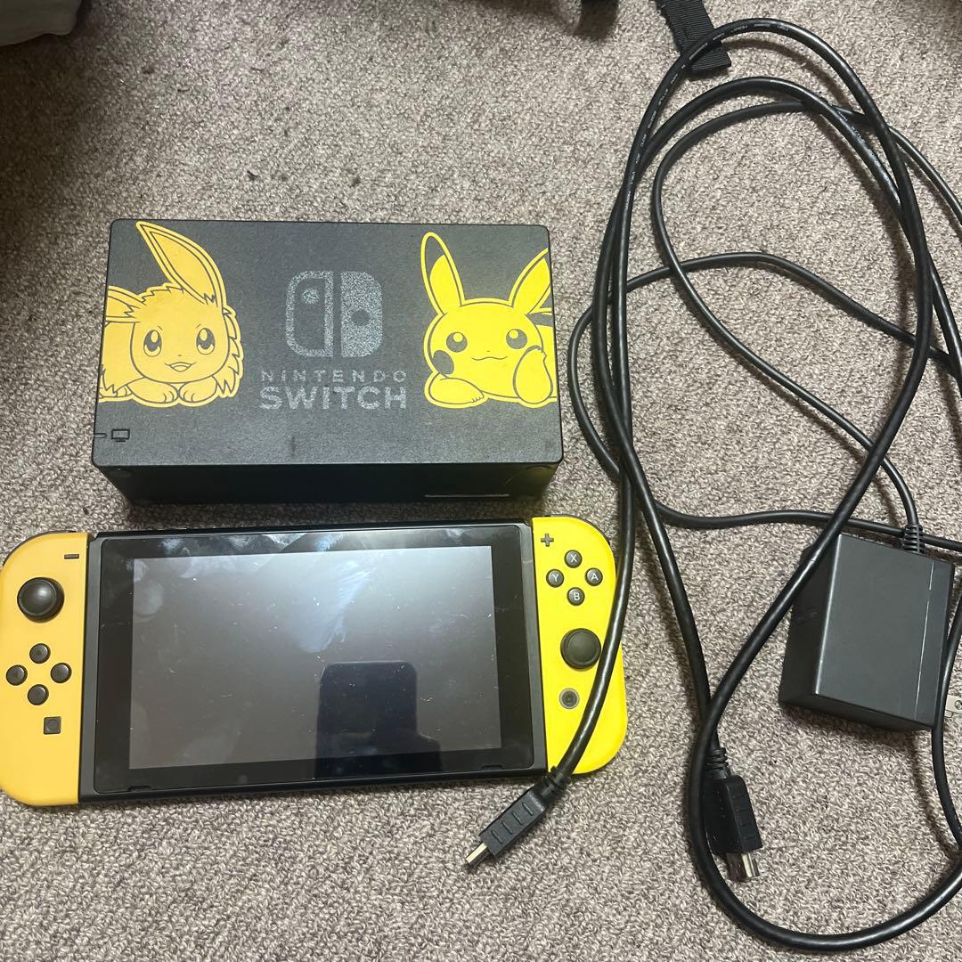 ピカチュウデザイン Nintendo Switch 本体