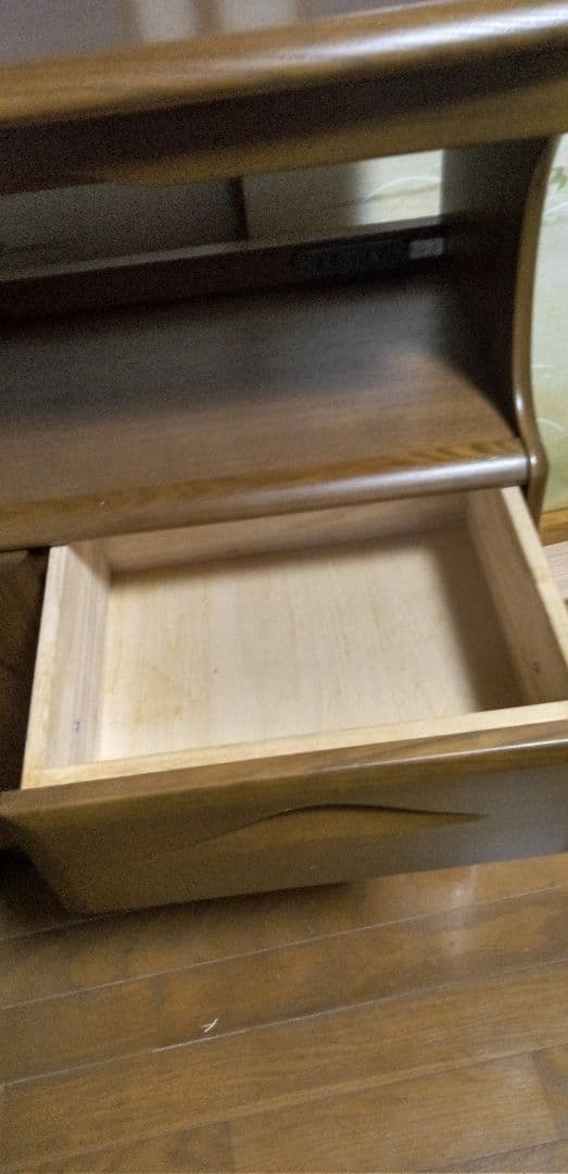 電話台・リビング収納