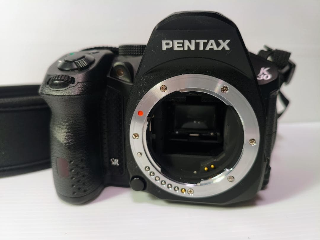 【黒死病対策】【内臓電池交換】ペンタックス　PENTAX K-30 ブラック