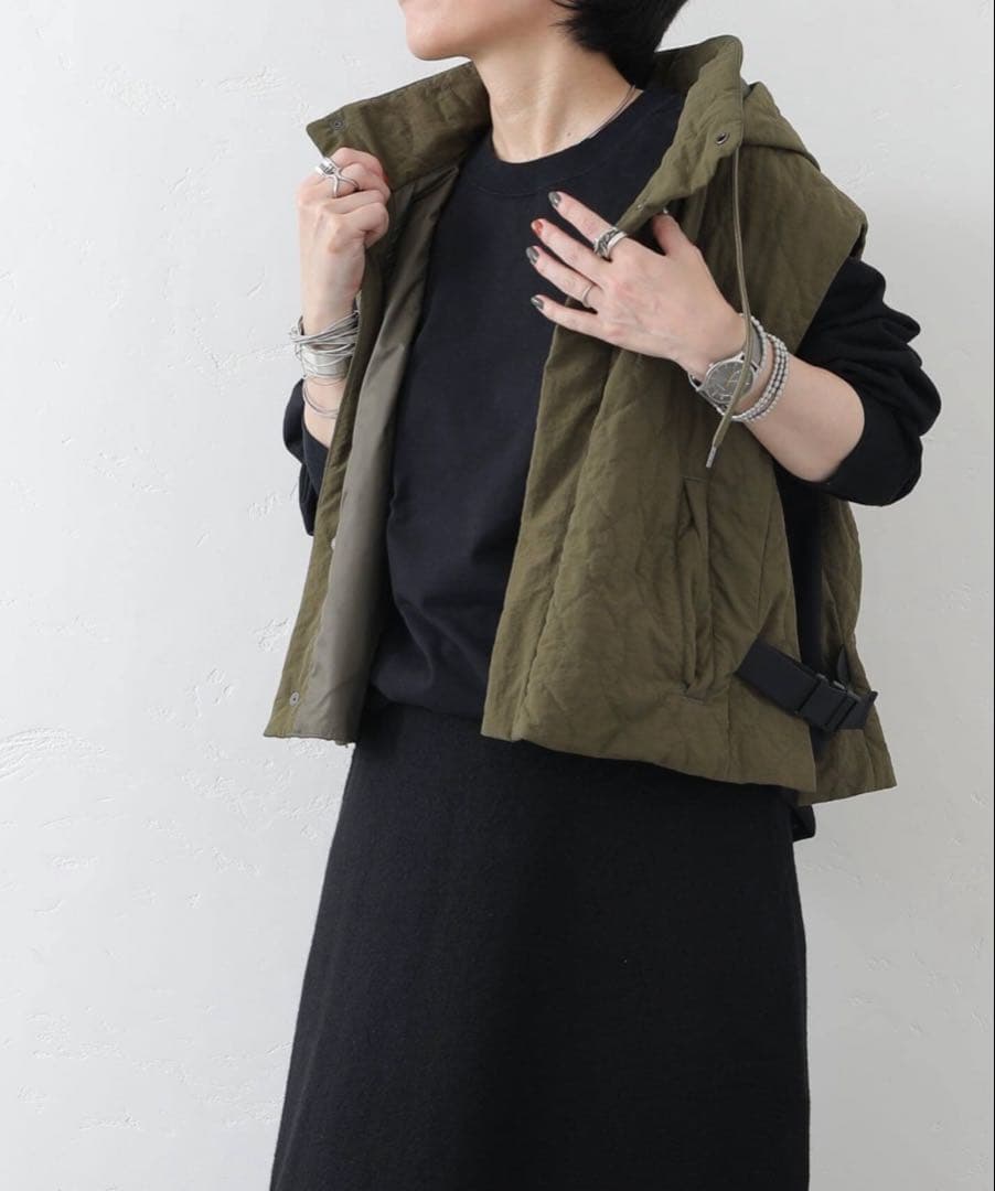 jsluxe ナイロン中綿キルトベスト カーキ色