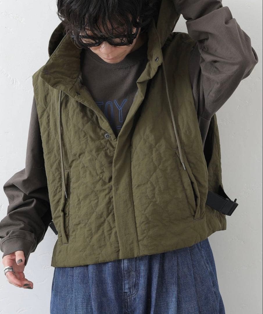 jsluxe ナイロン中綿キルトベスト カーキ色