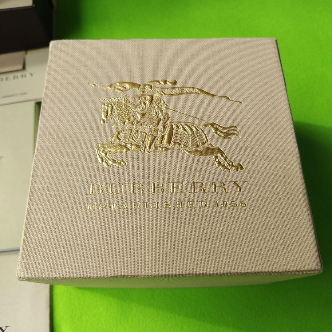BURBERRY 腕時計 シルバー ゴールド 付属品あり