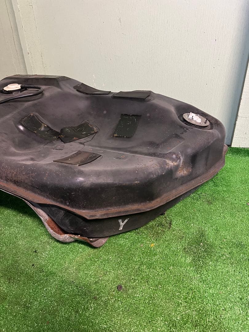 アルテッツァ　 GXE10　フューエルポンプ77020-53011 　燃料タンク