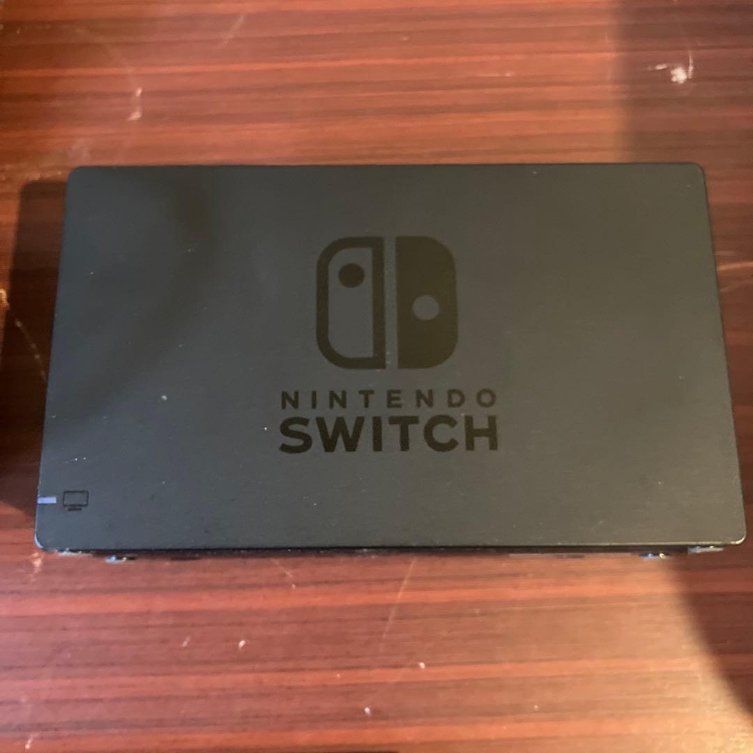 Nintendo Switch 本体　箱なし　ジョイコンなし