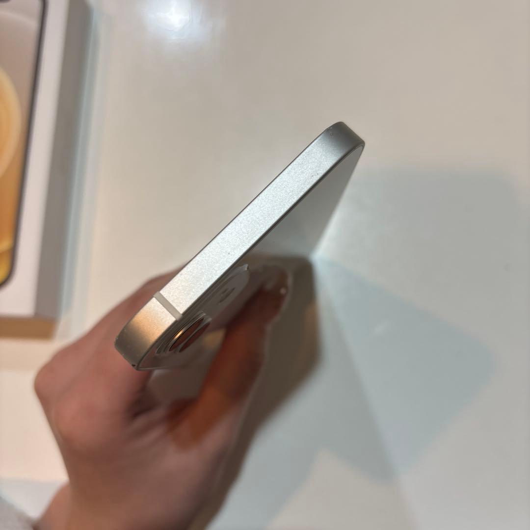 iphone12 64GB simフリー　ホワイト　訳あり