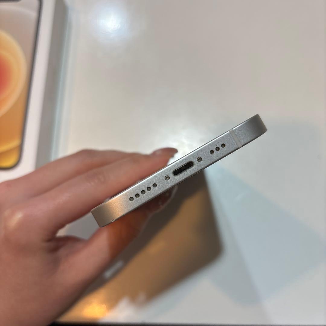 iphone12 64GB simフリー　ホワイト　訳あり
