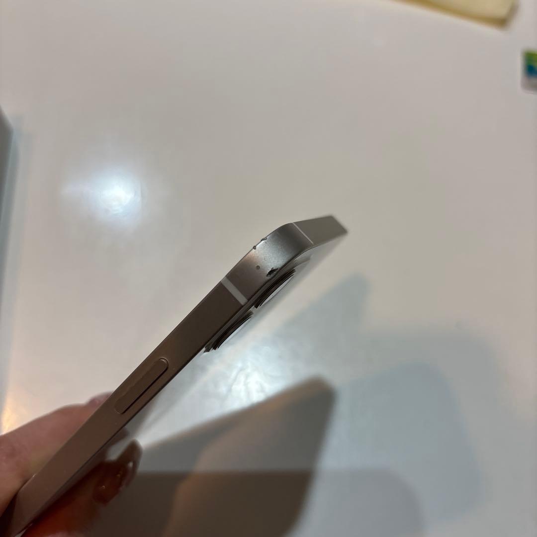 iphone12 64GB simフリー　ホワイト　訳あり