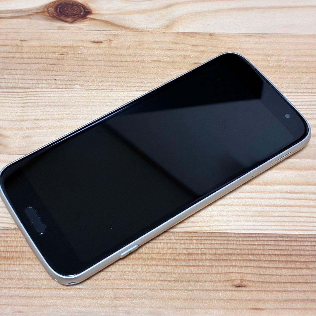 NTT docomo らくらくスマートフォン F-53E 24900