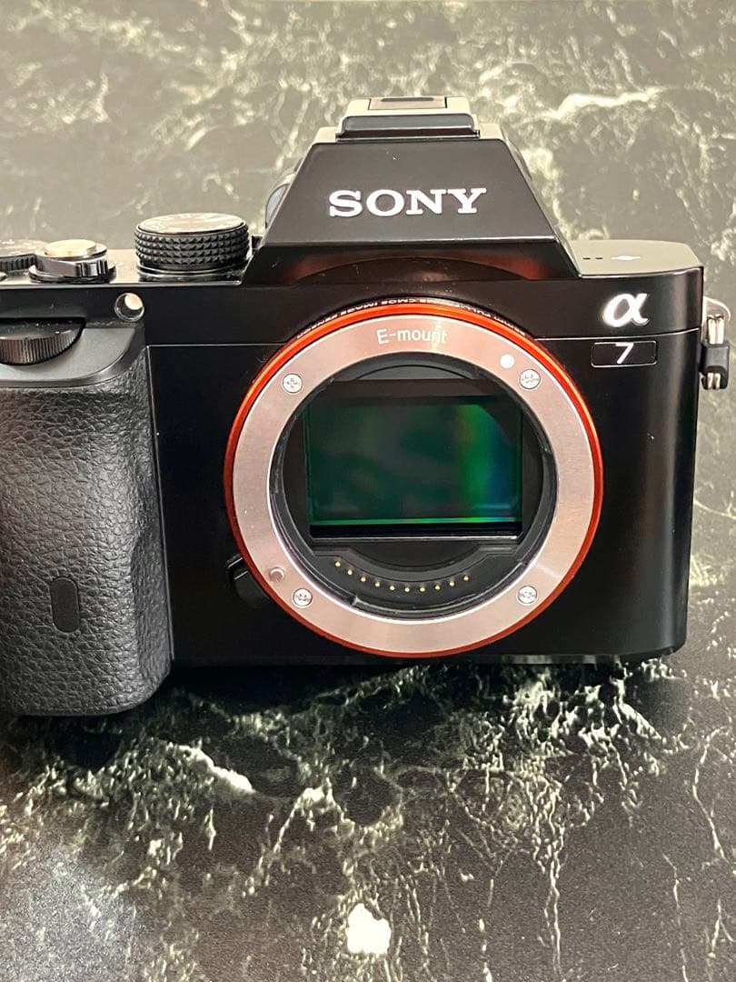 SONY α7 ILCE-7 ズ－ムレンズセット　ソニー　ミラーレス一眼カメラ