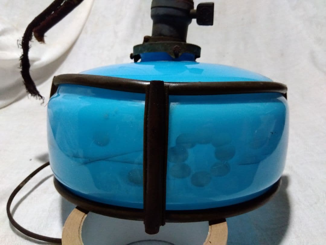 ♪古い青色ガラスの電気の笠　専用です。