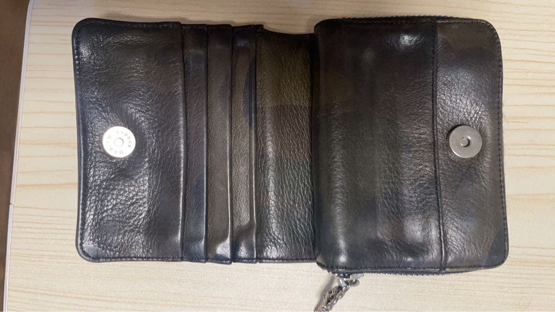 クロムハーツ折り畳み財布