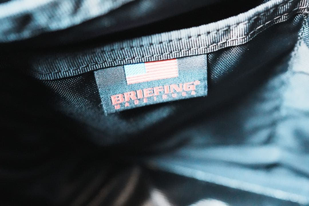 超美品 ブリーフィング DAY TRIPPER/S ショルダーバッグ