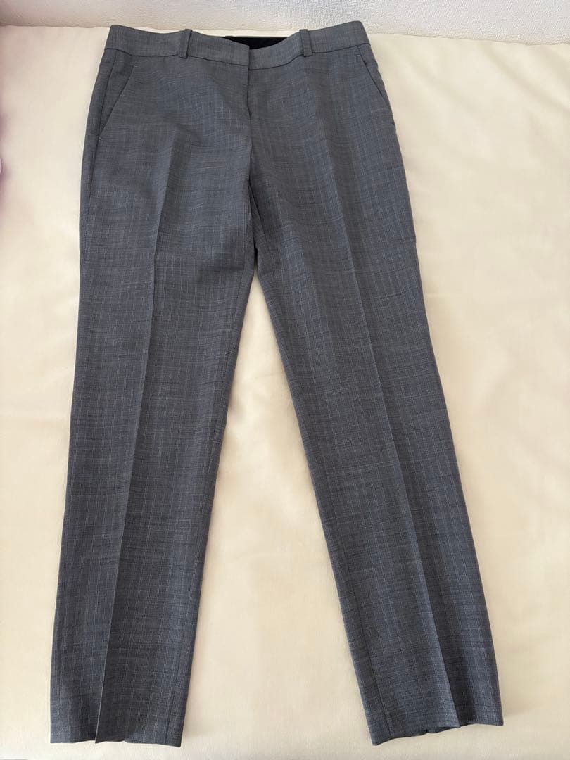 【限定お値下げ中】theory ウール　ビジネススーツ パンツスーツ