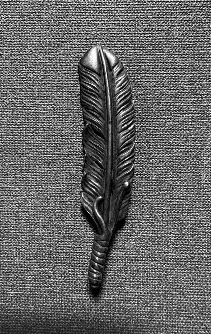 Catalonia(カタロニア) シルバーフェザーペンダントトップ