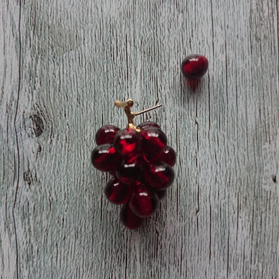 e.m. ぶどうの房デザイン 片耳ピアス