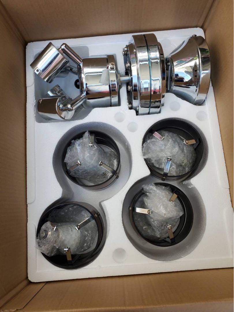 シーリングファンライト 照明リモコン付き モダン共箱送料無料！