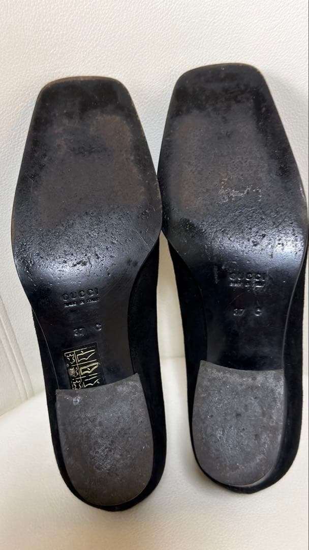 値下げGUCCI レディーススエードパンプス37インチ　ブラック