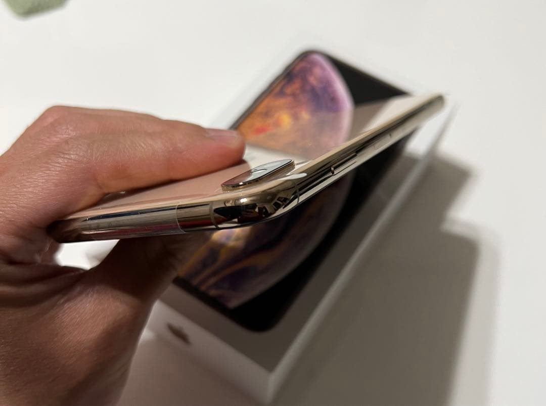 デュアルSIM iPhoneXs Max Gold 256GB SIMフリー