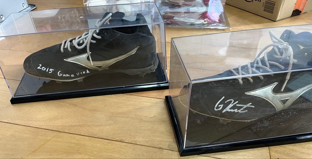 【鑑定書付き】加藤豪将選手 実使用サイン付きスパイク&シューズ