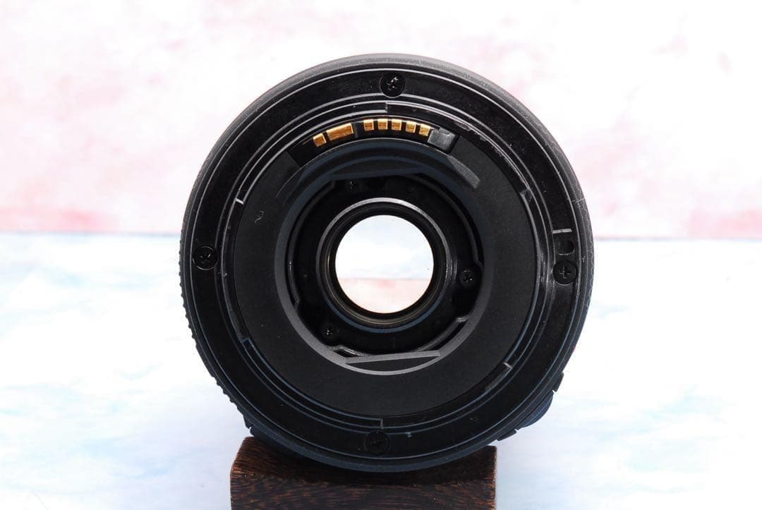 Canon Kiss X7i★一眼レフカメラ★バッグ付★便利な高倍率レンズ付