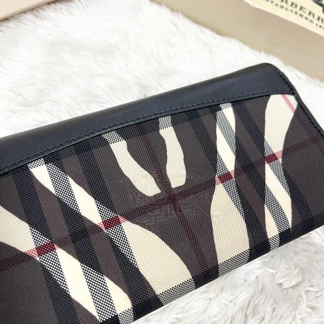 Burberry バーバリー レザー 長財布 ノバチェック ゼブラ柄
