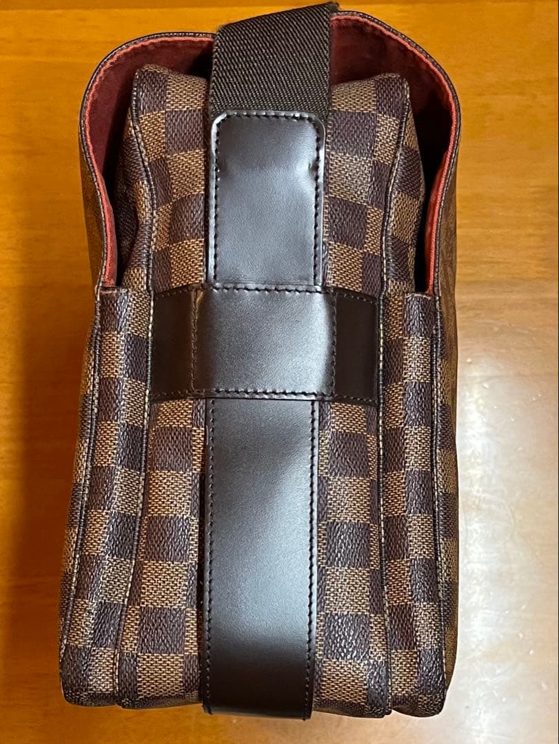 ルイヴィトン　ナヴィグリオ　ショルダーバッグ