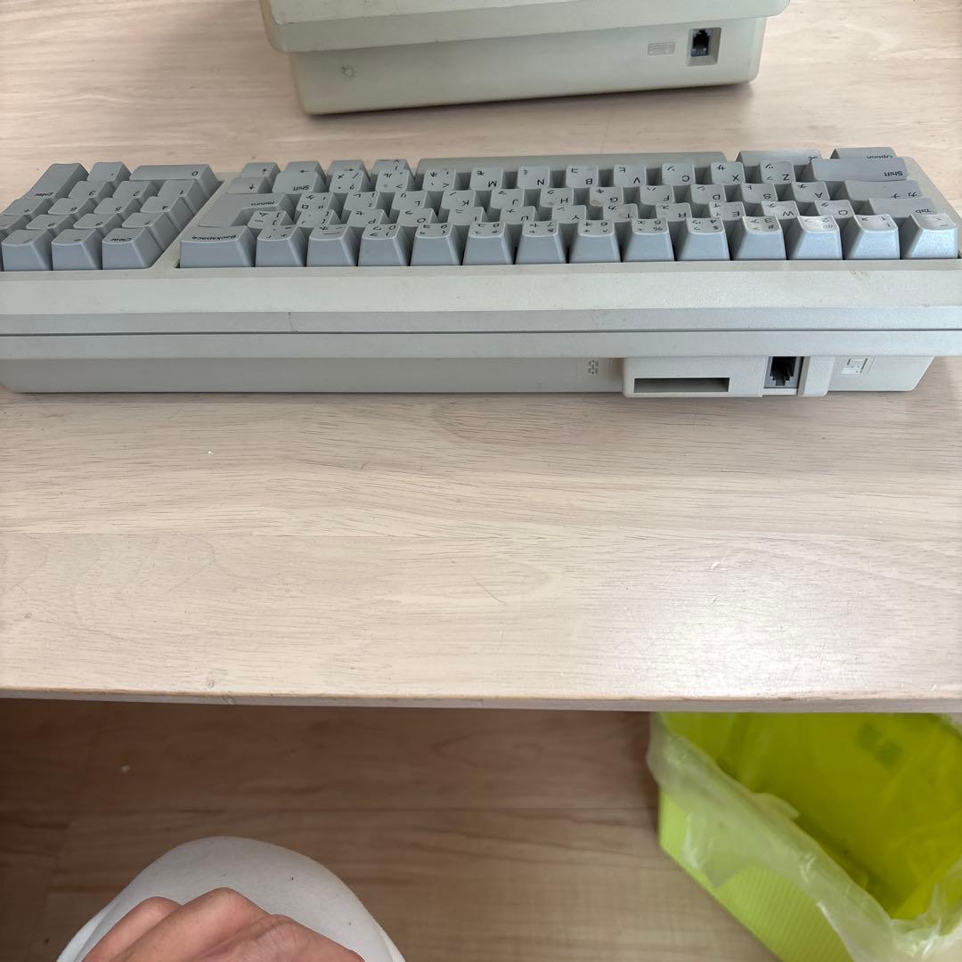 Macintosh Plusメカニカルキーボード テンキー付き