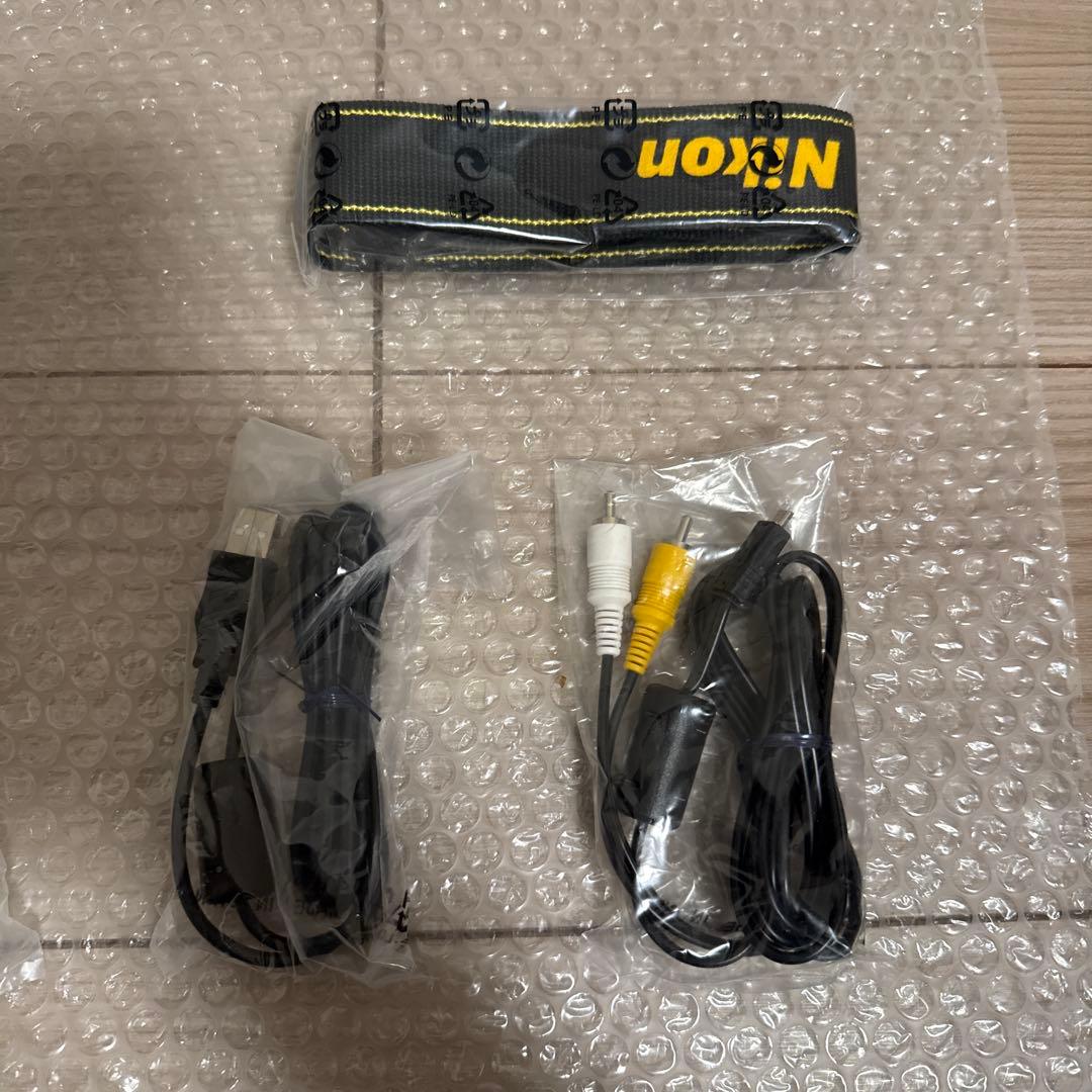 一眼レフ　Nikon D5100 ボディ