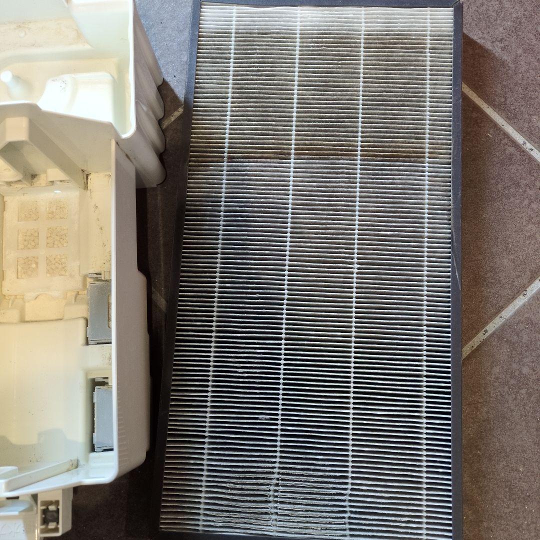 Panasonic　ジアイーノ 空気清浄機　次亜塩素酸 空間除菌脱臭機