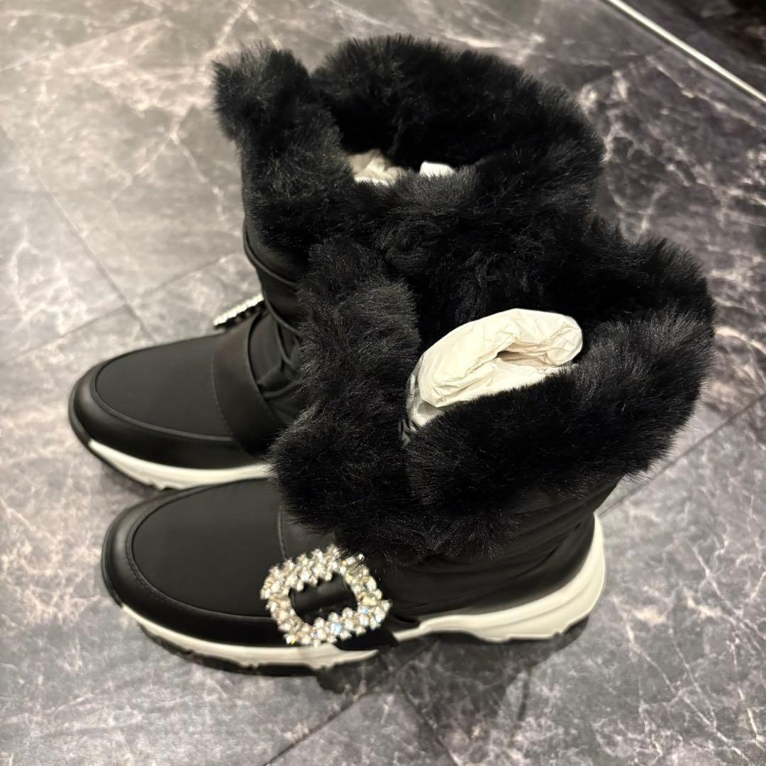 ⭐︎ 新品未使用 ⭐︎ ＋diana クリスタルバックル スノーブーツ Sサイズ