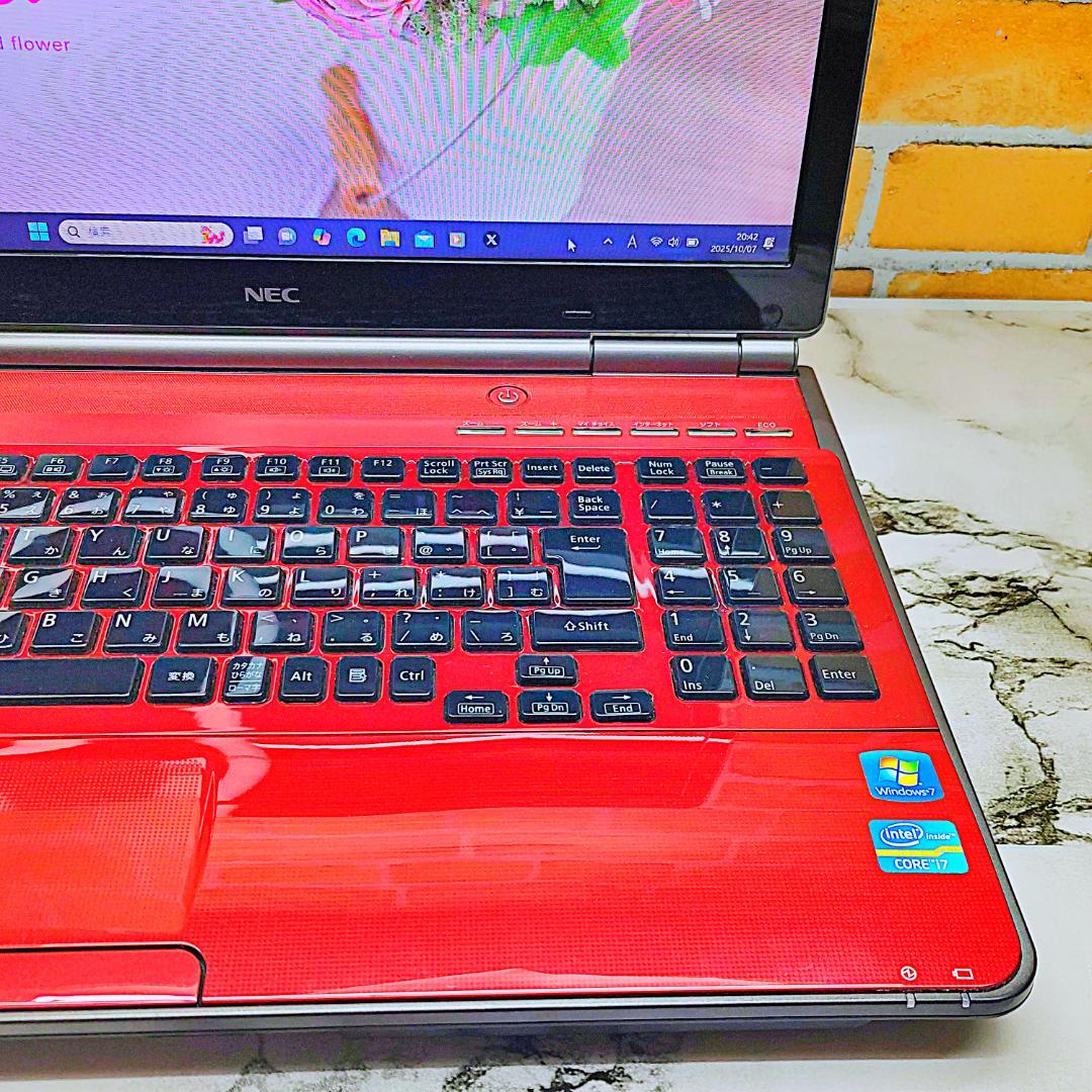 ハイスぺノートパソコン❤️爆速SSD☘️Blu-ray・高性能Core-i7❣️