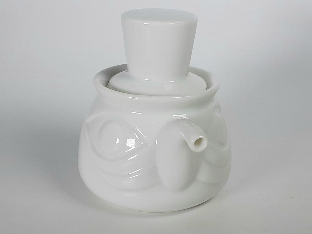 岡本太郎　男の子　マルキン醤油　　 醤油差し　陶器　ノベルティ　箱入り　未使用品