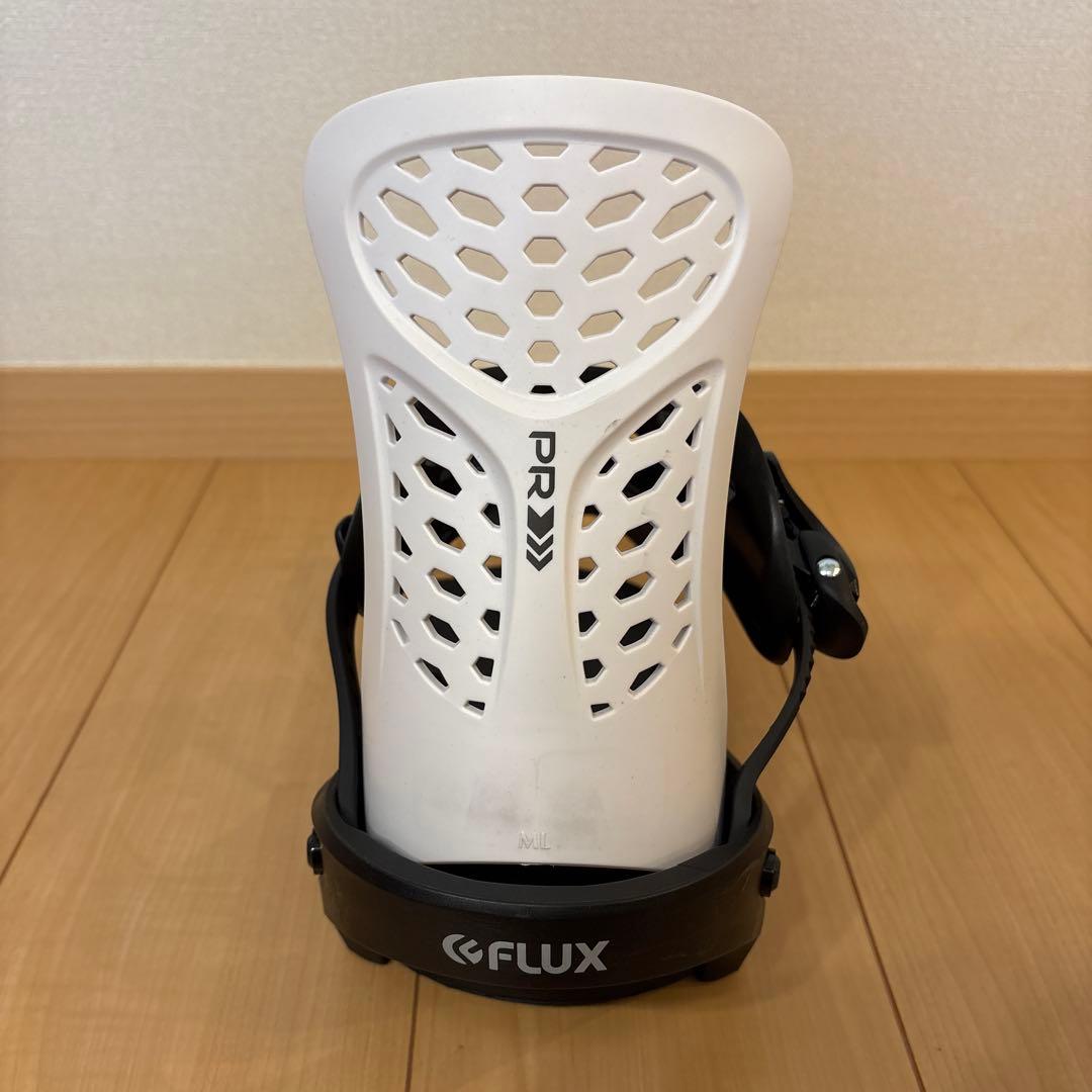 FLUX PR ホワイトMサイズ スノーボードビンディング