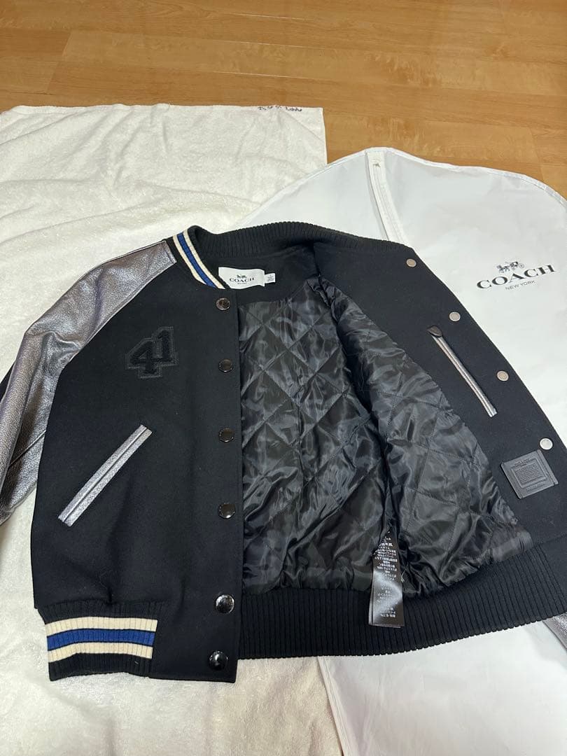 ☆未使用に近い☆Coach コーチ メルトン スタジャン チャーム 黒 S 革