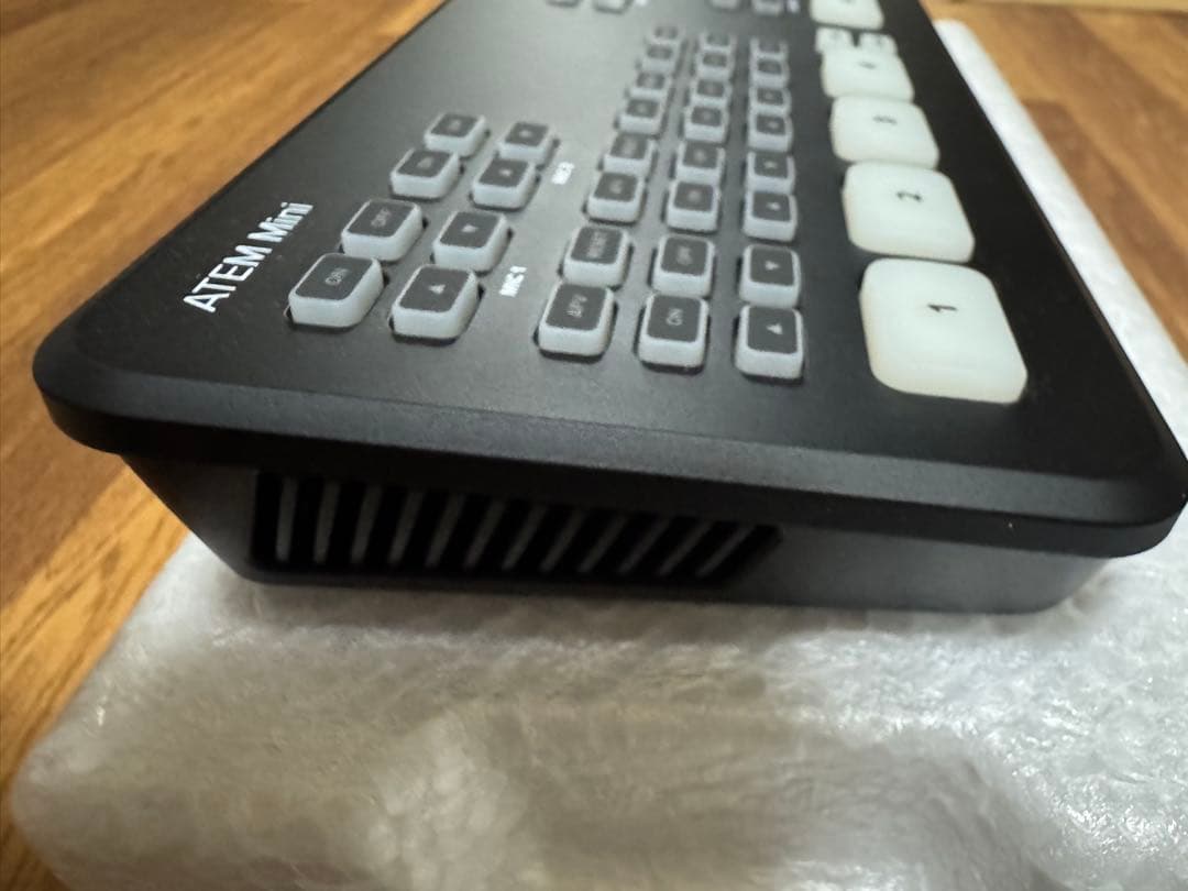 ATEM Mini スイッチャー ブラックマジックデザイン