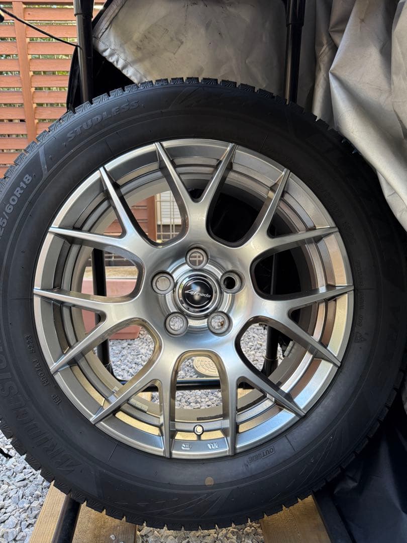 40アルファード スタッドレス　送料込み