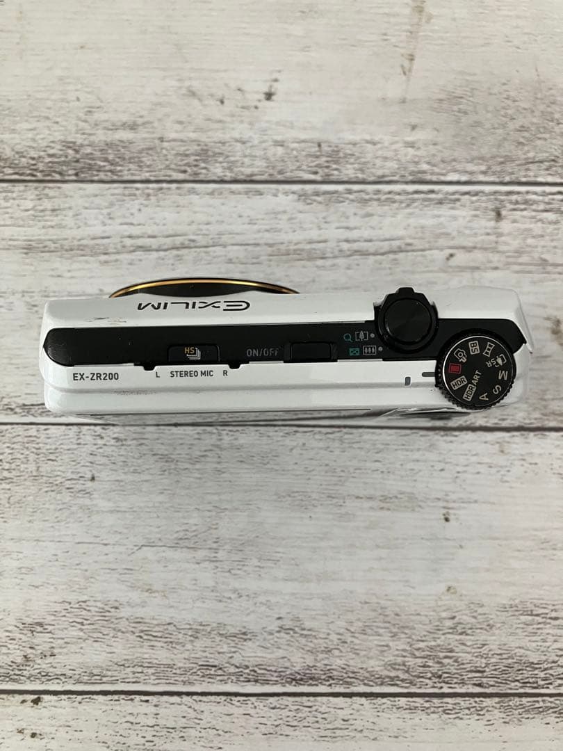 専用　CASIO EX-ZR200 コンパクトデジタルカメラ