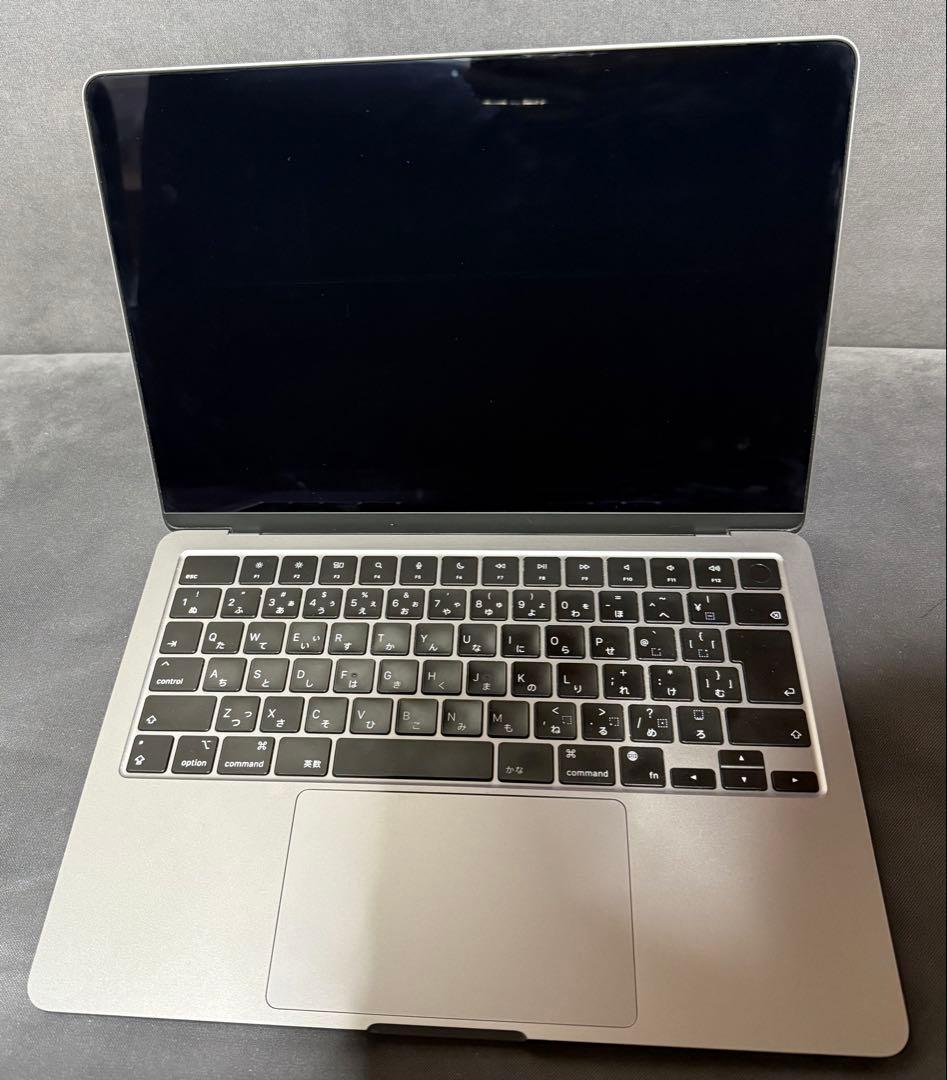 Apple MacBook Air (M3, 2024) 本体