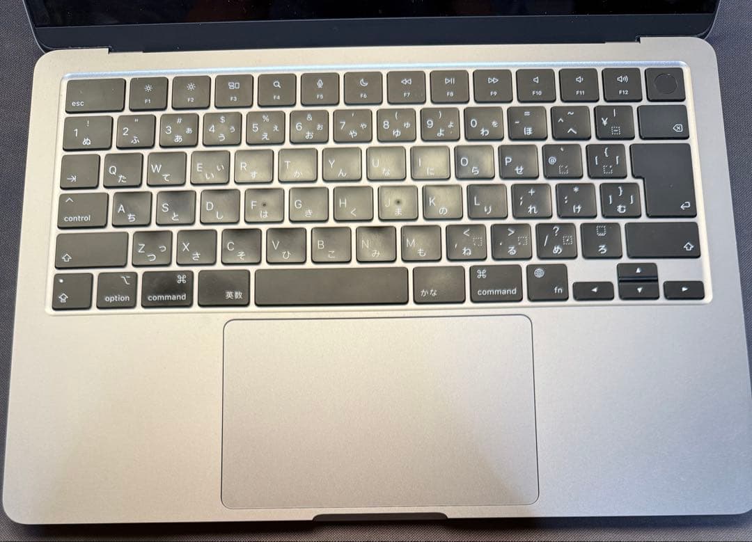 Apple MacBook Air (M3, 2024) 本体