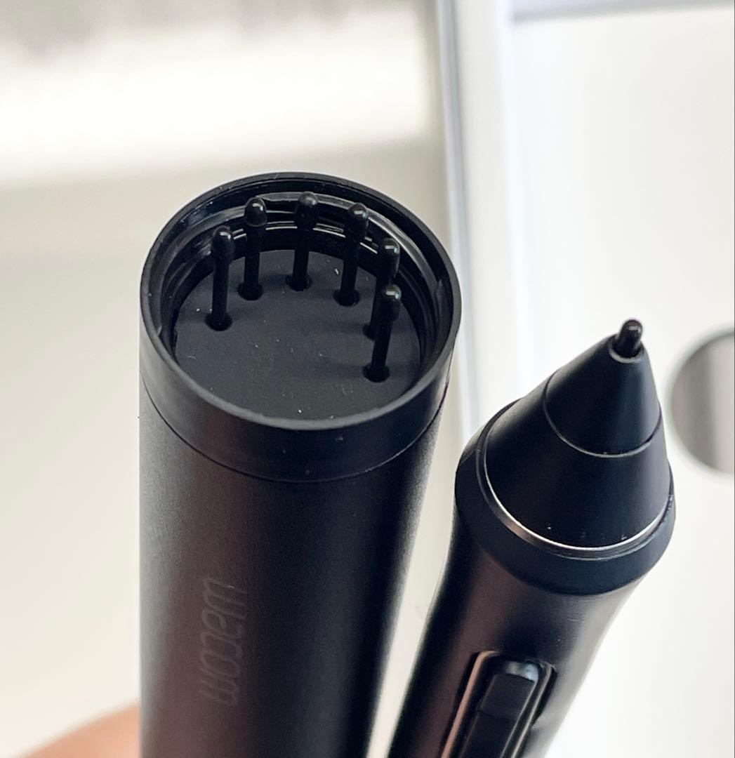 Wacom Pro Pen 2 ブラック(替え芯17本付き)